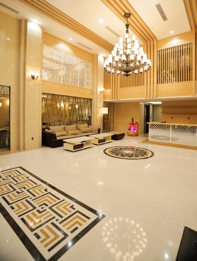 Aiden Saigon Hotel Хошимин Экстерьер фото