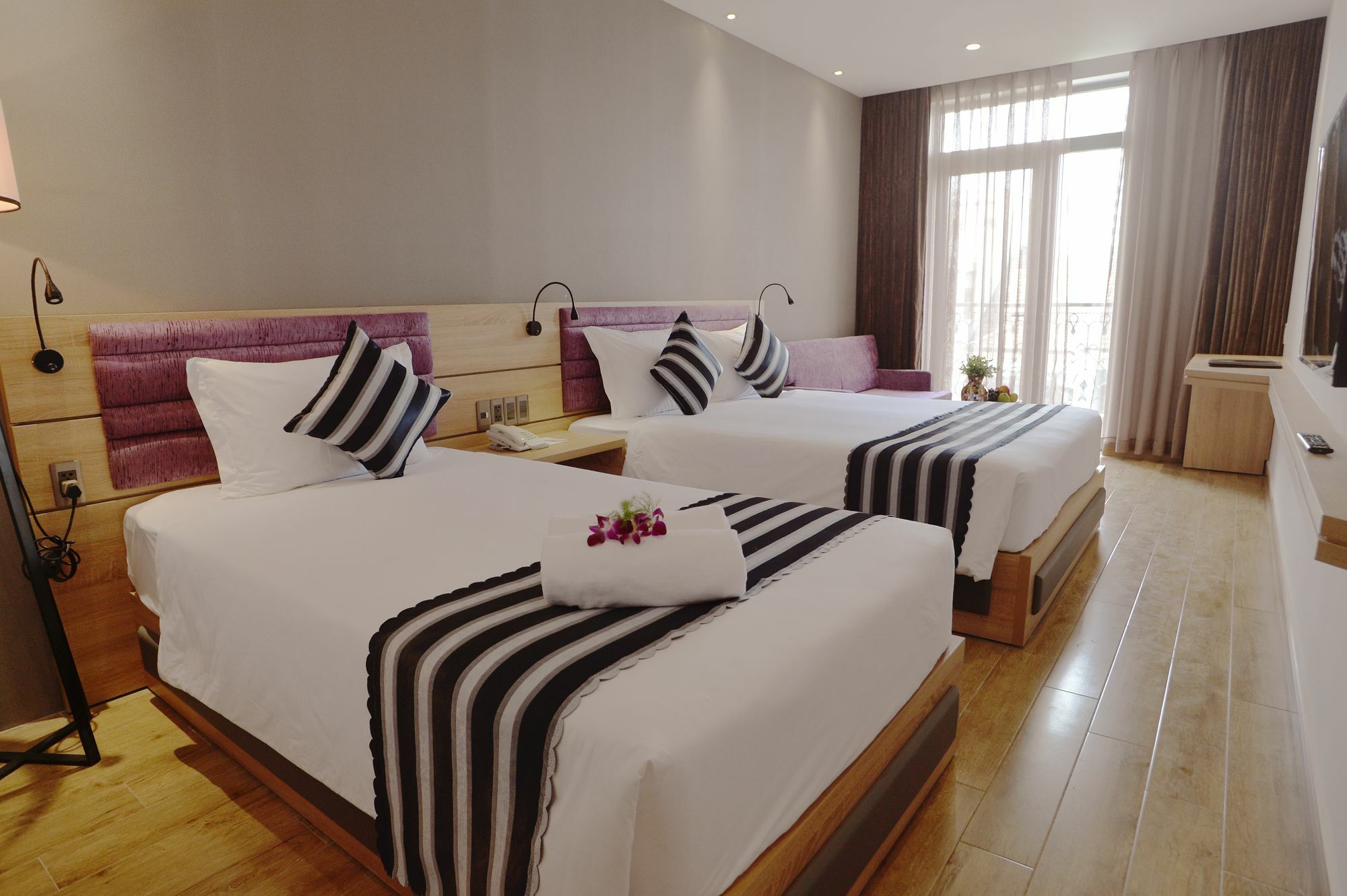 Aiden Saigon Hotel Хошимин Экстерьер фото