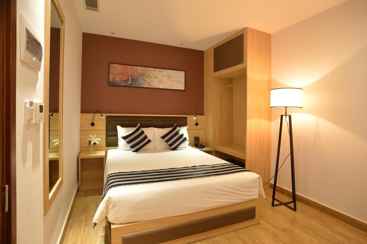 Aiden Saigon Hotel Хошимин Экстерьер фото
